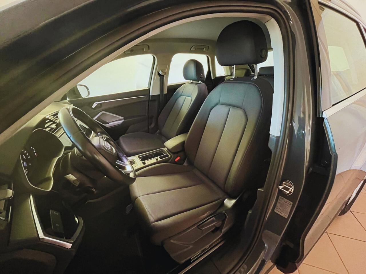 Audi Q3 35 TDI S tronic Business Advanced