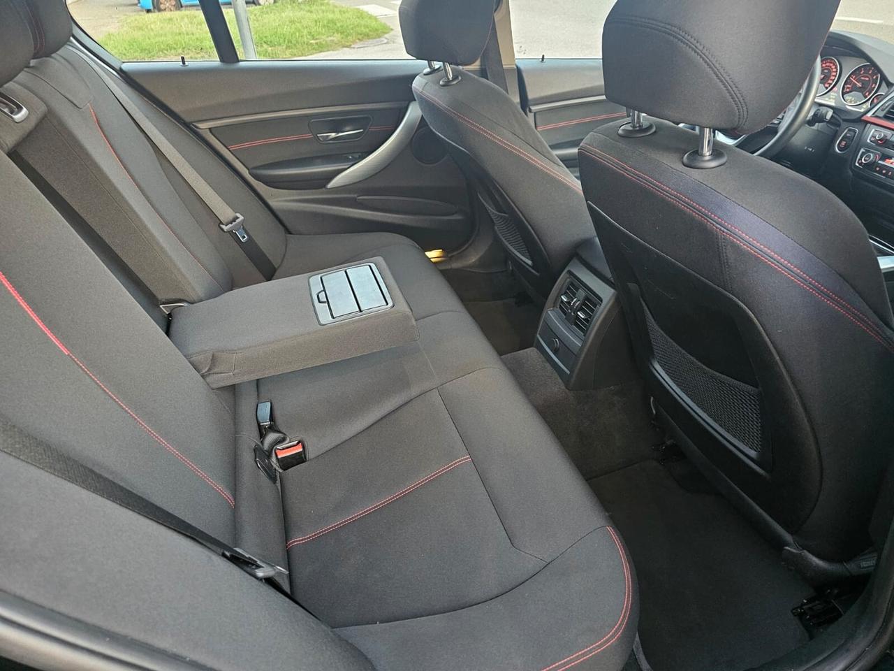 Bmw 316d 115cv Sport*Navi*Bi-Xeno*Tetto*Pdc*17*