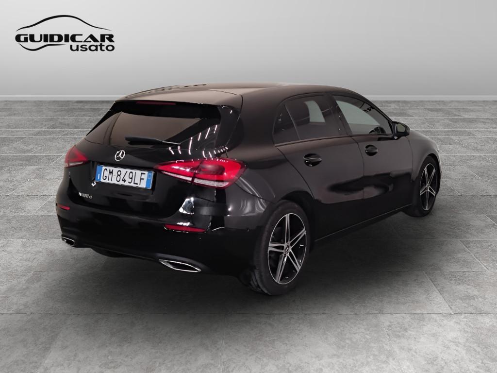Mercedes-Benz Classe A - W177 2018 - A 180 d Sport Night edition Plus auto