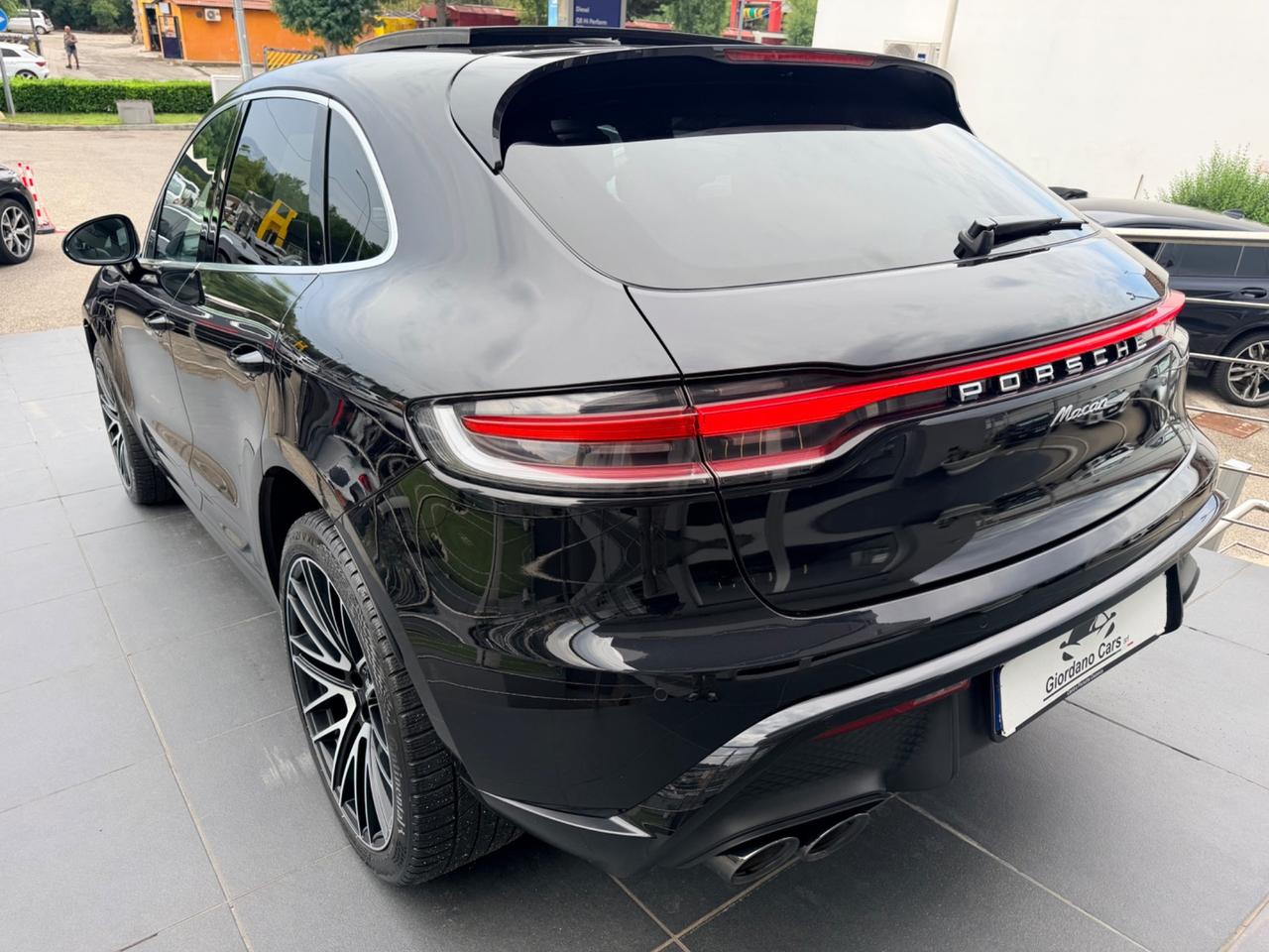 Porsche Macan 2.0 265cv in garanzia