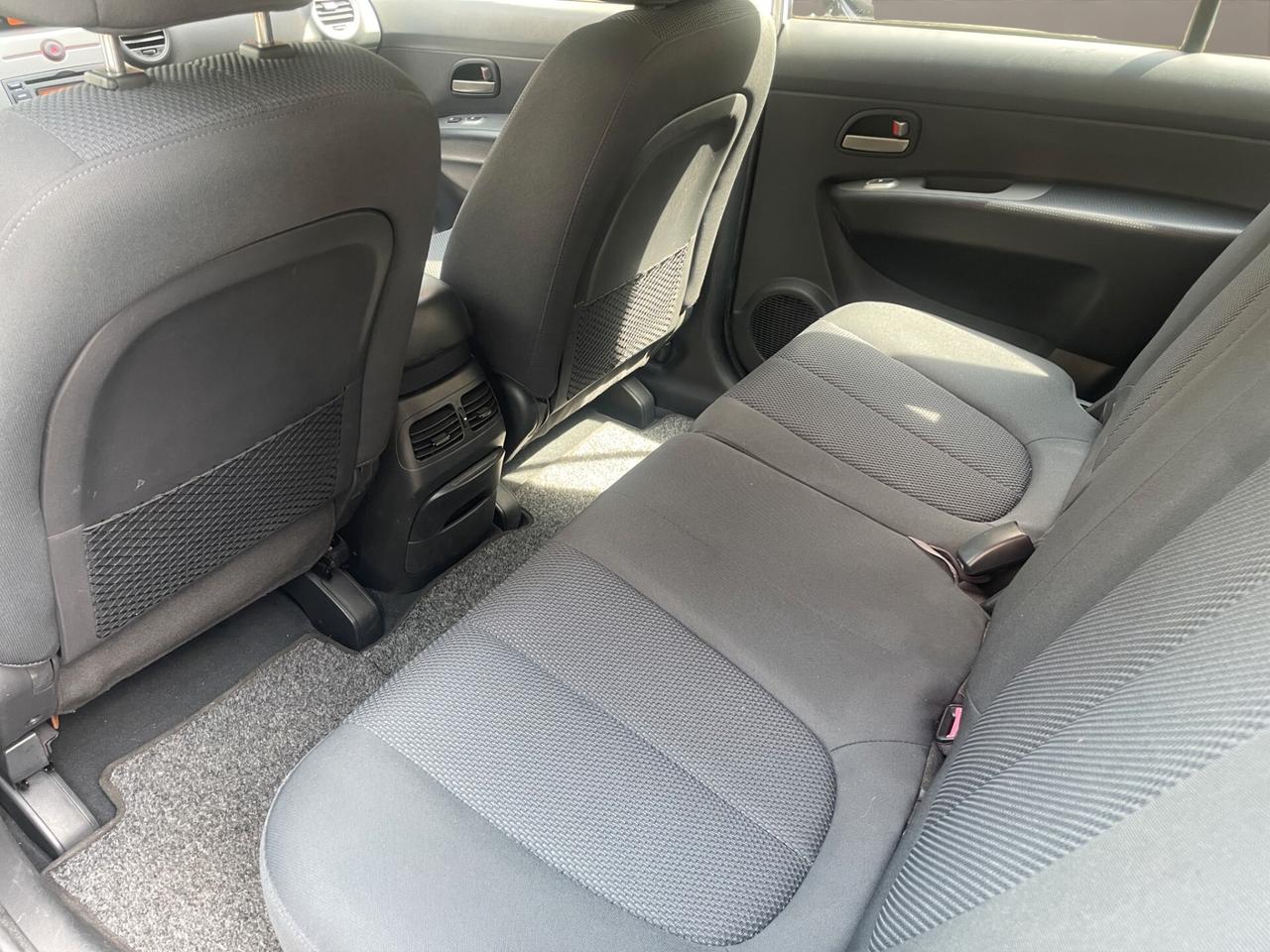 Kia Carens UNICO PROPRIETARIO - AREA B MILANO