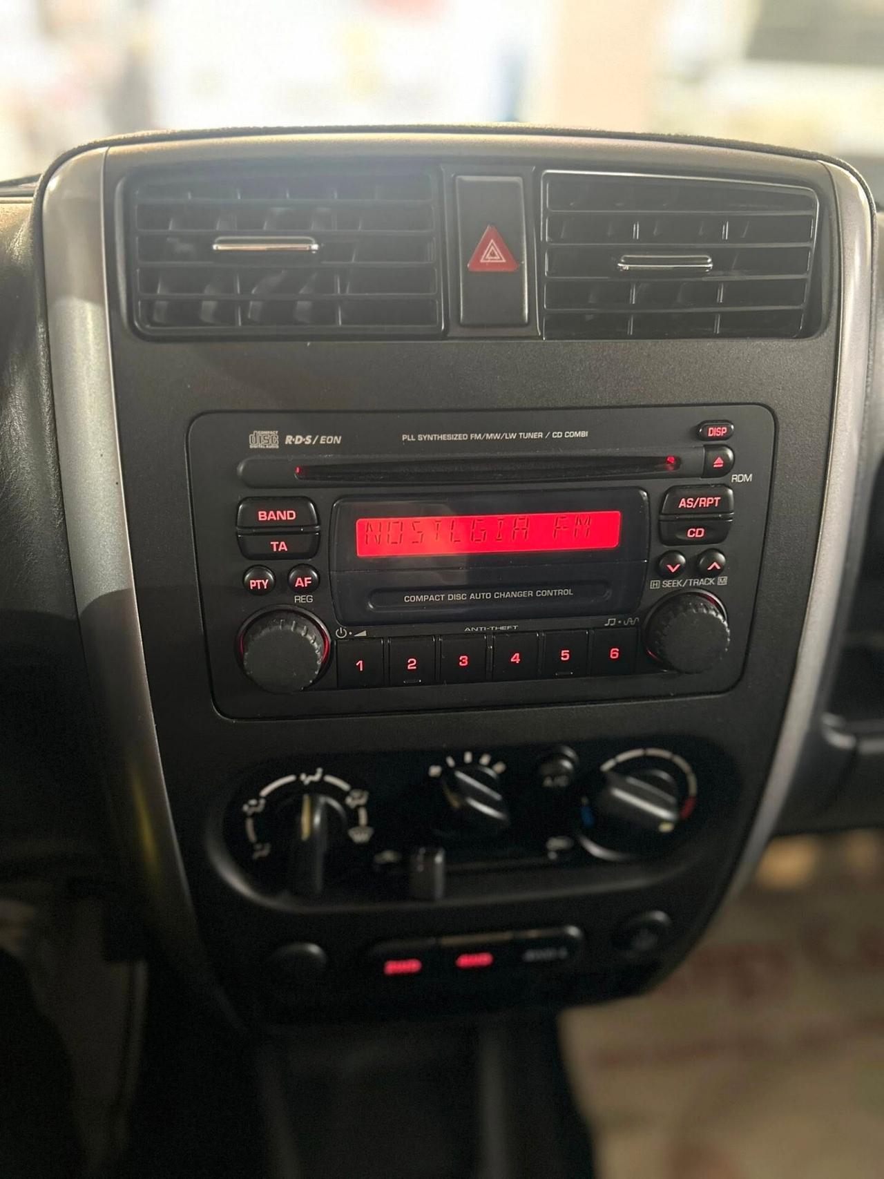 Suzuki Jimny 1.5 DDiS cat 4WD JLX- 2008