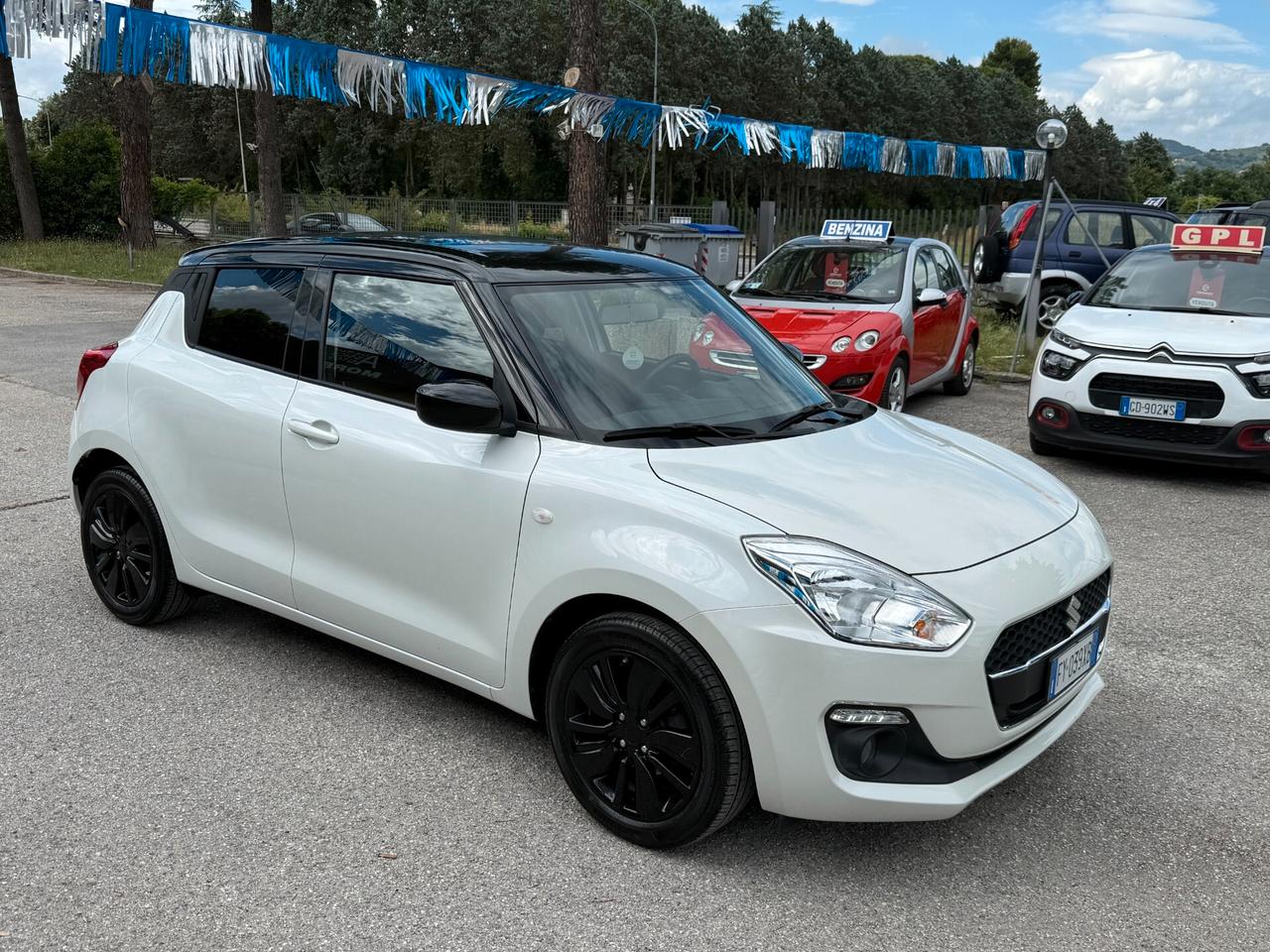 " DA VETRINA " Suzuki Swift 1.2 Hybrid Cool