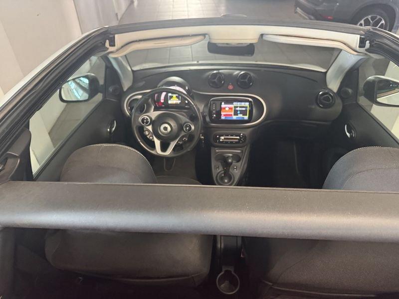 smart fortwo fortwo 70 1.0 twinamic cabrio Passion