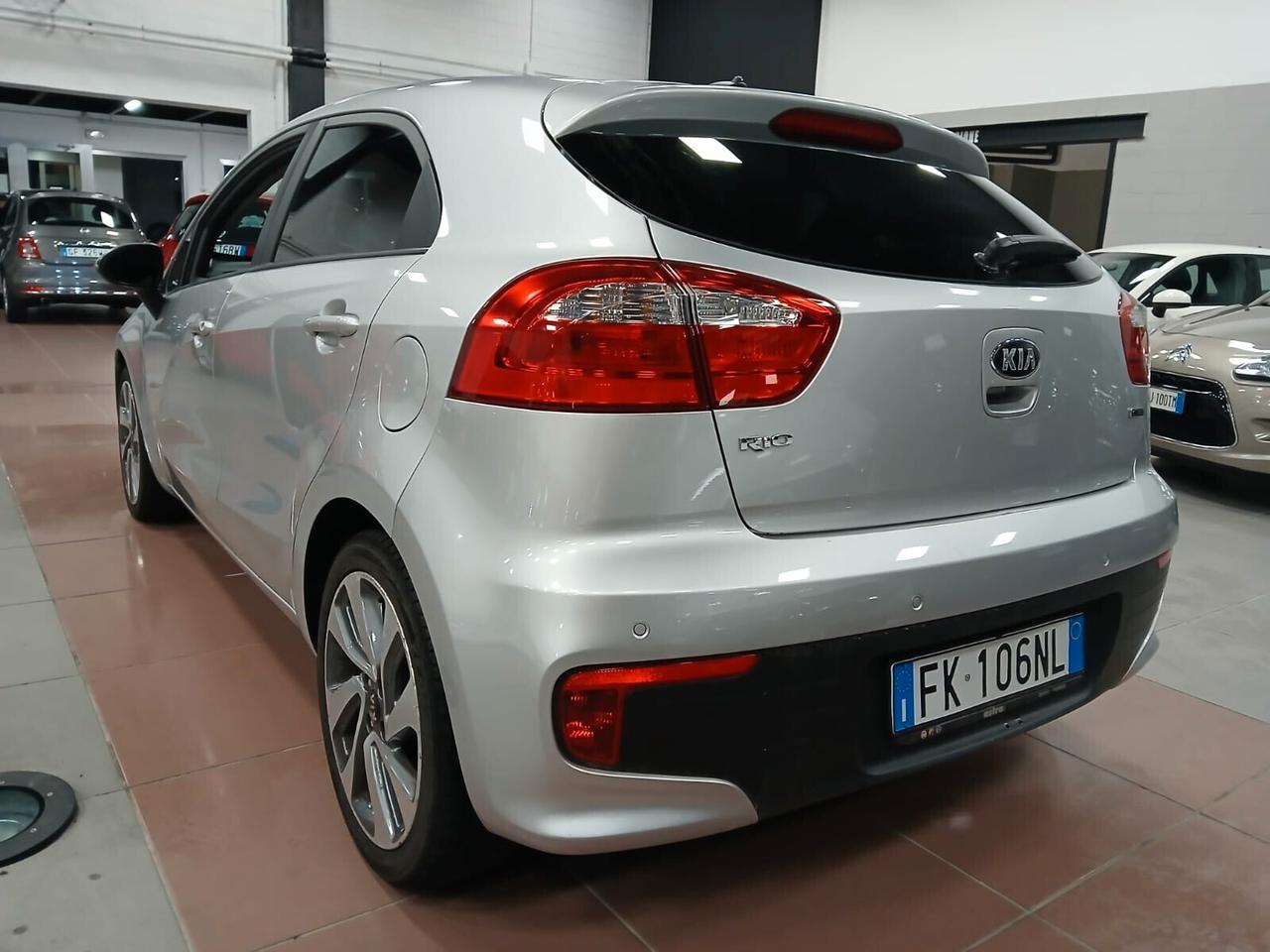 Kia Rio 1.1 CRDi 5p. Cool