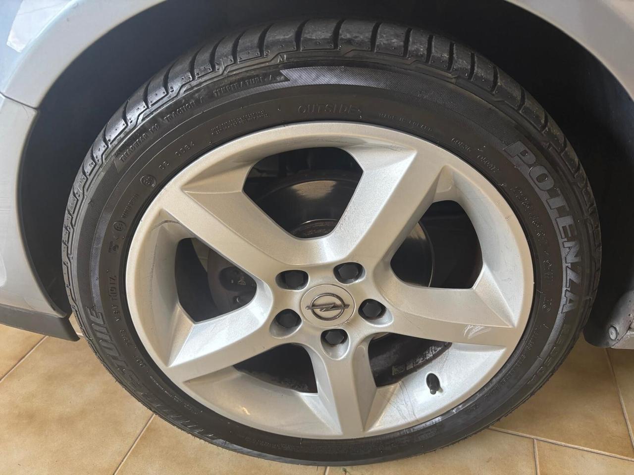 OPEL ASTRA ANNO 2007 BZ GPL ADATTA NEOPATENTATI KM 83 MILA