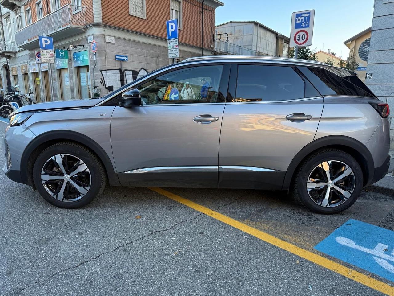 Peugeot 3008 GT 1.5 Blue HDI 130 #7443