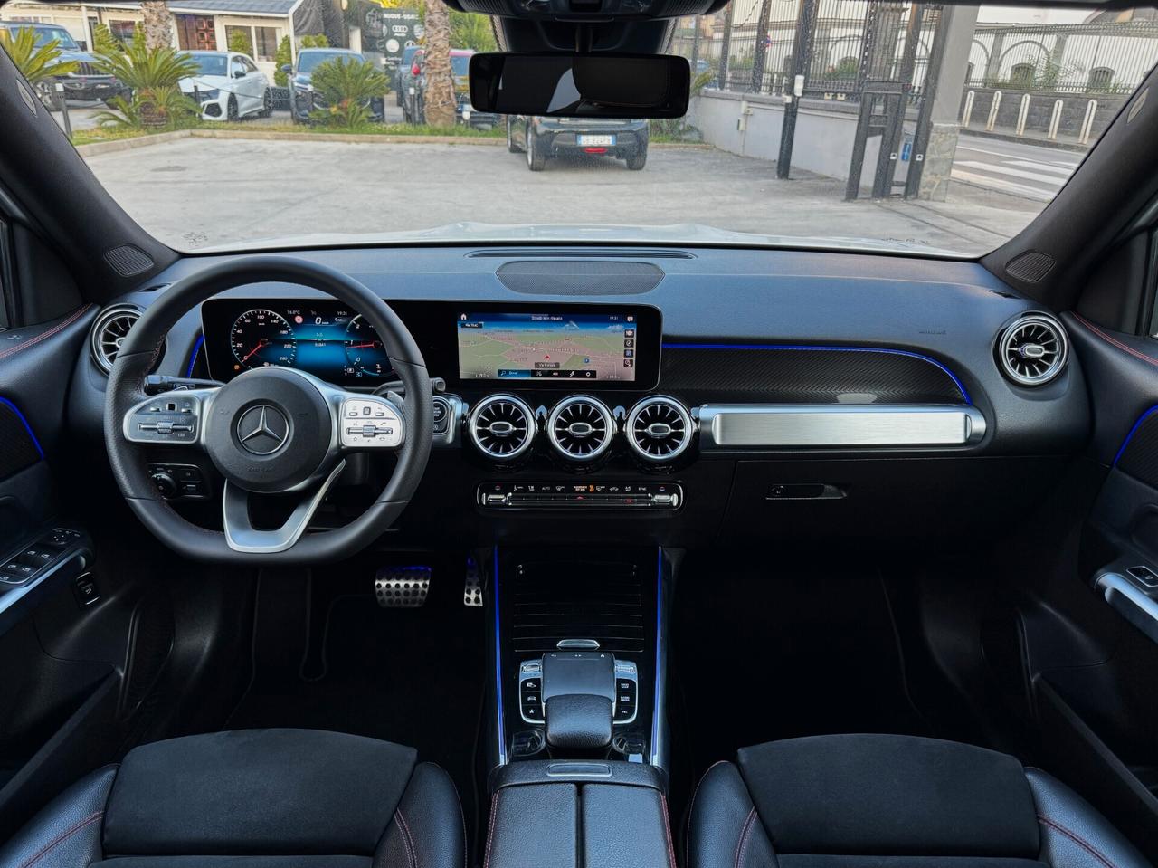Mercedes-Benz GLB 200 d Premium AMG TETTO