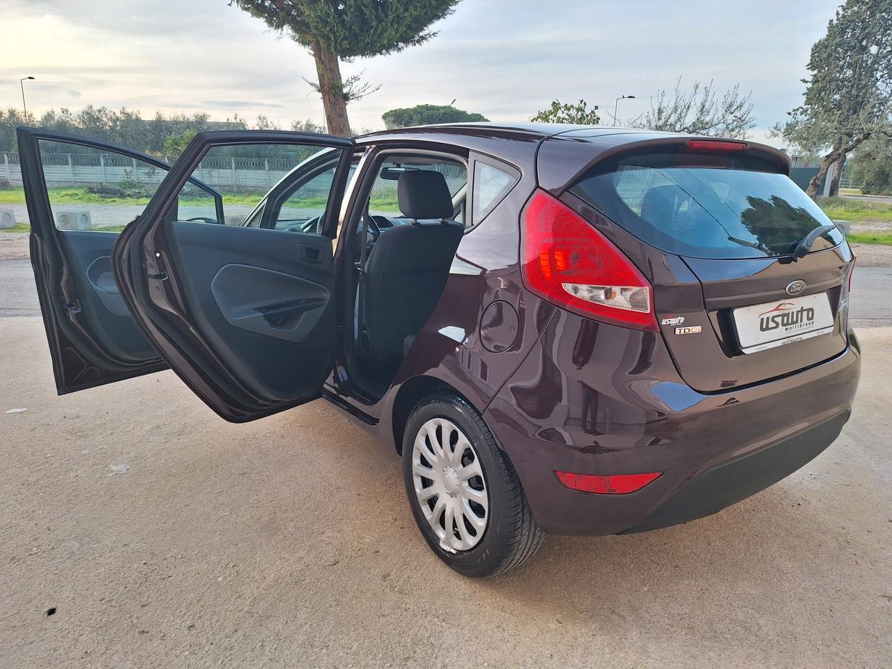 Ford Fiesta 1.4 TDCi 5p. 157000 km PERFETTA