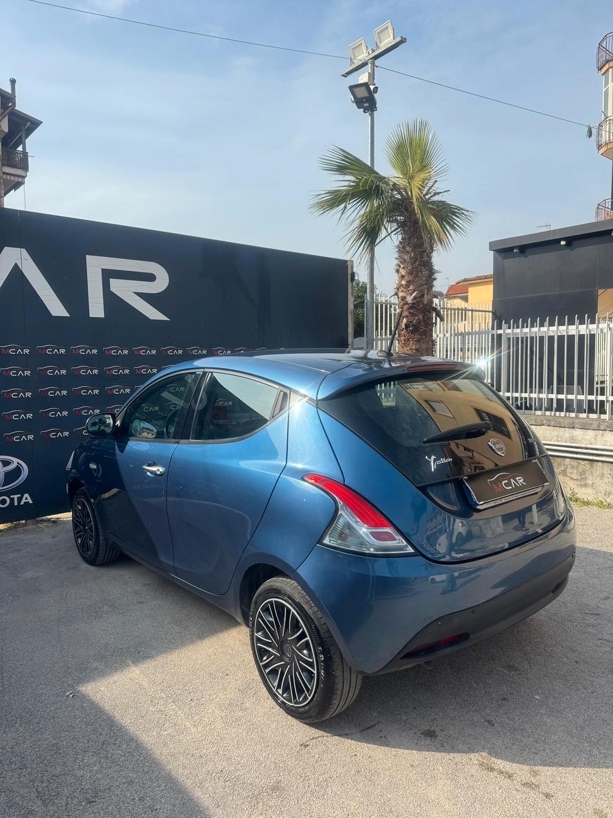 LANCIA YPSILON HYBRID 1.0 70CV
