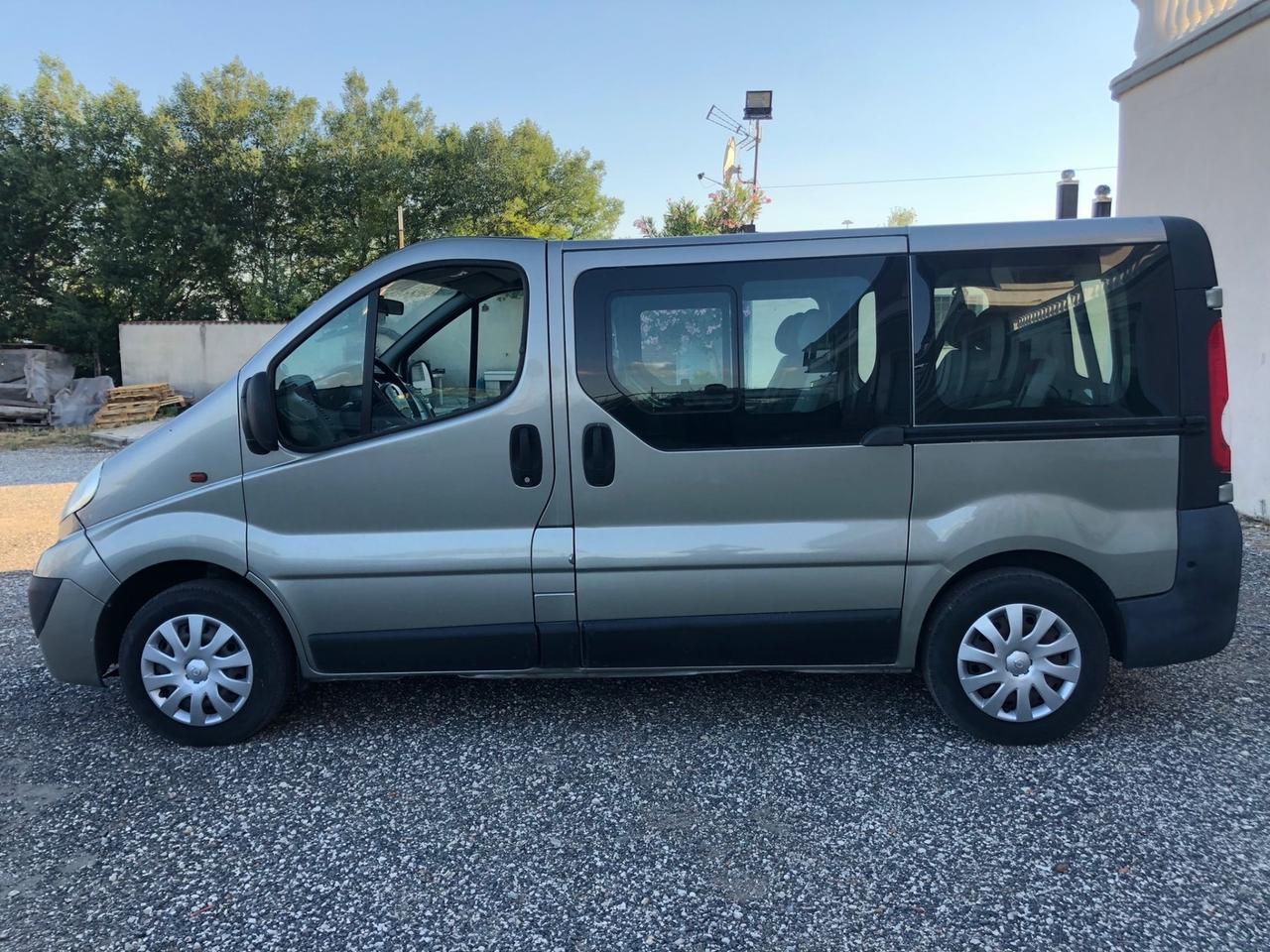 Opel Vivaro 29 2.5 CDTI PC-TN Combi 9 posti Fap