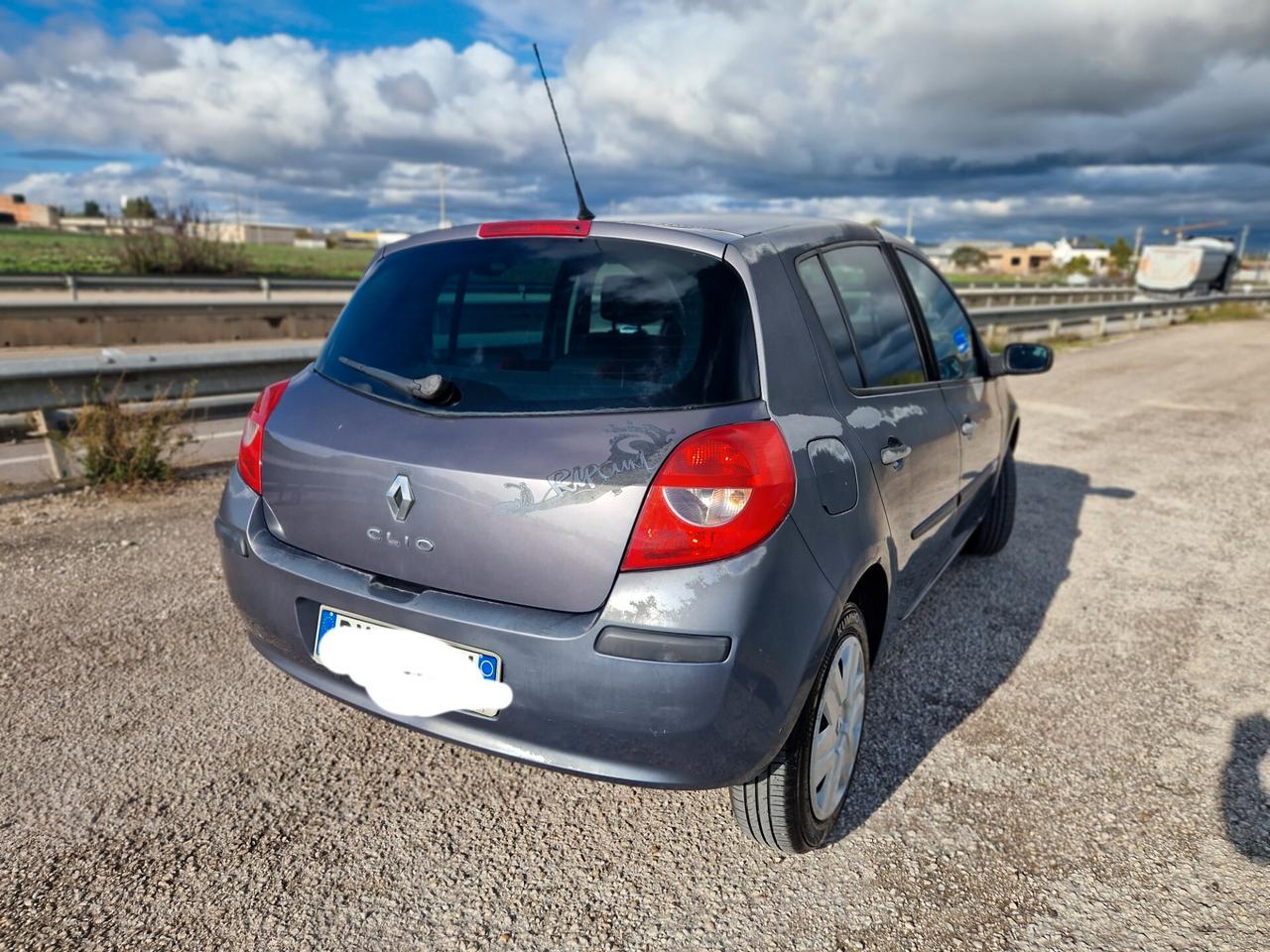 Renault Clio 1.2 16V 5 porte Rip Curl