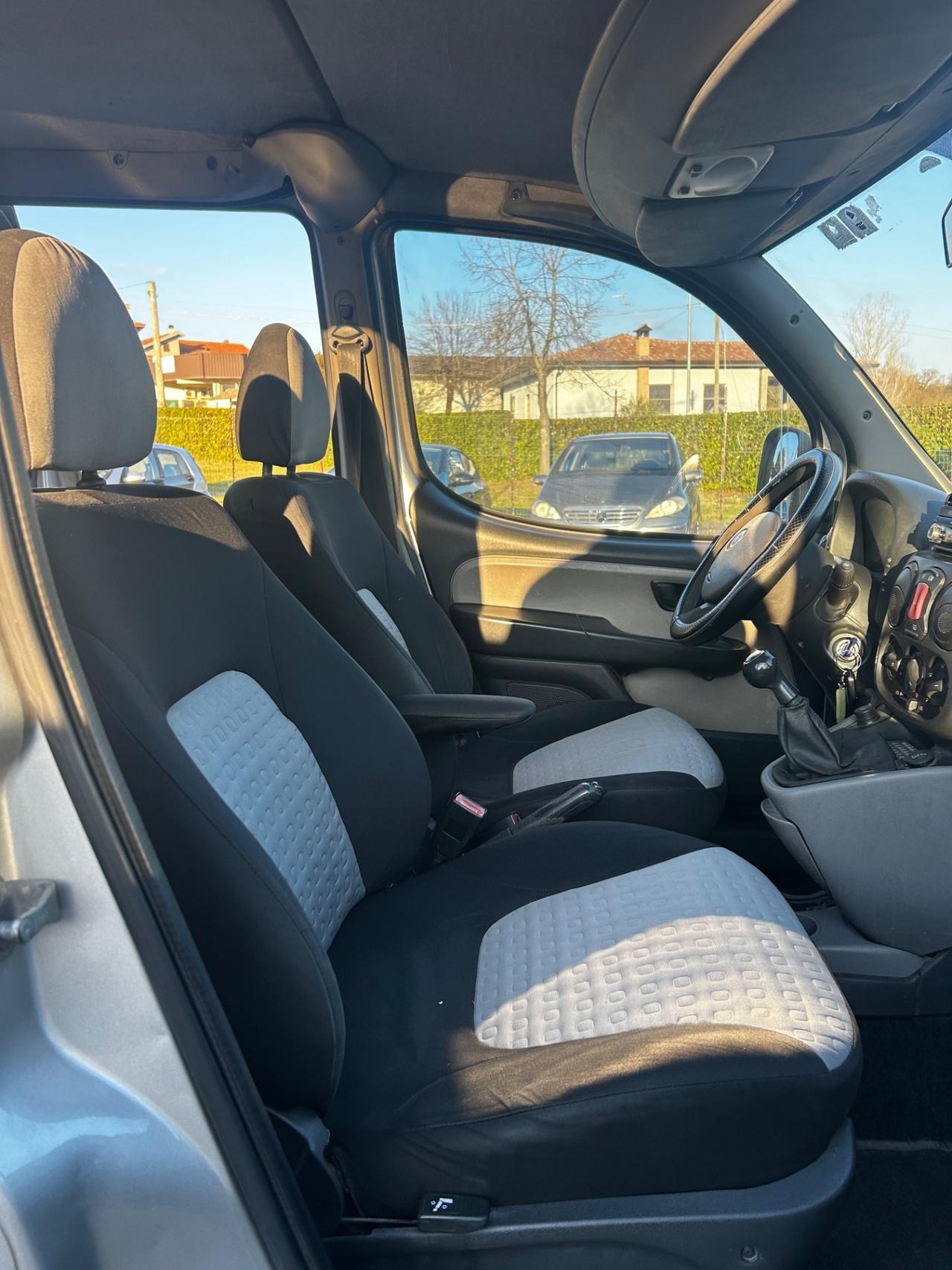 Fiat Doblo Doblò 1.9 MJT 105 CV Active