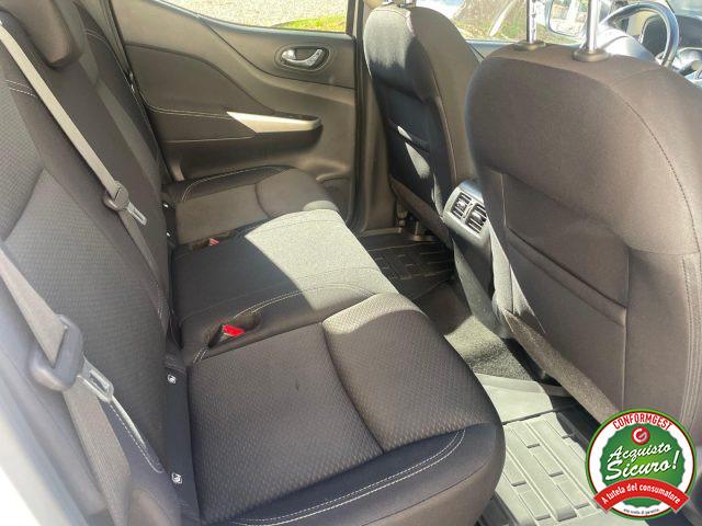 NISSAN Navara 2.3 dCi 4WD Double Cab N-Connecta