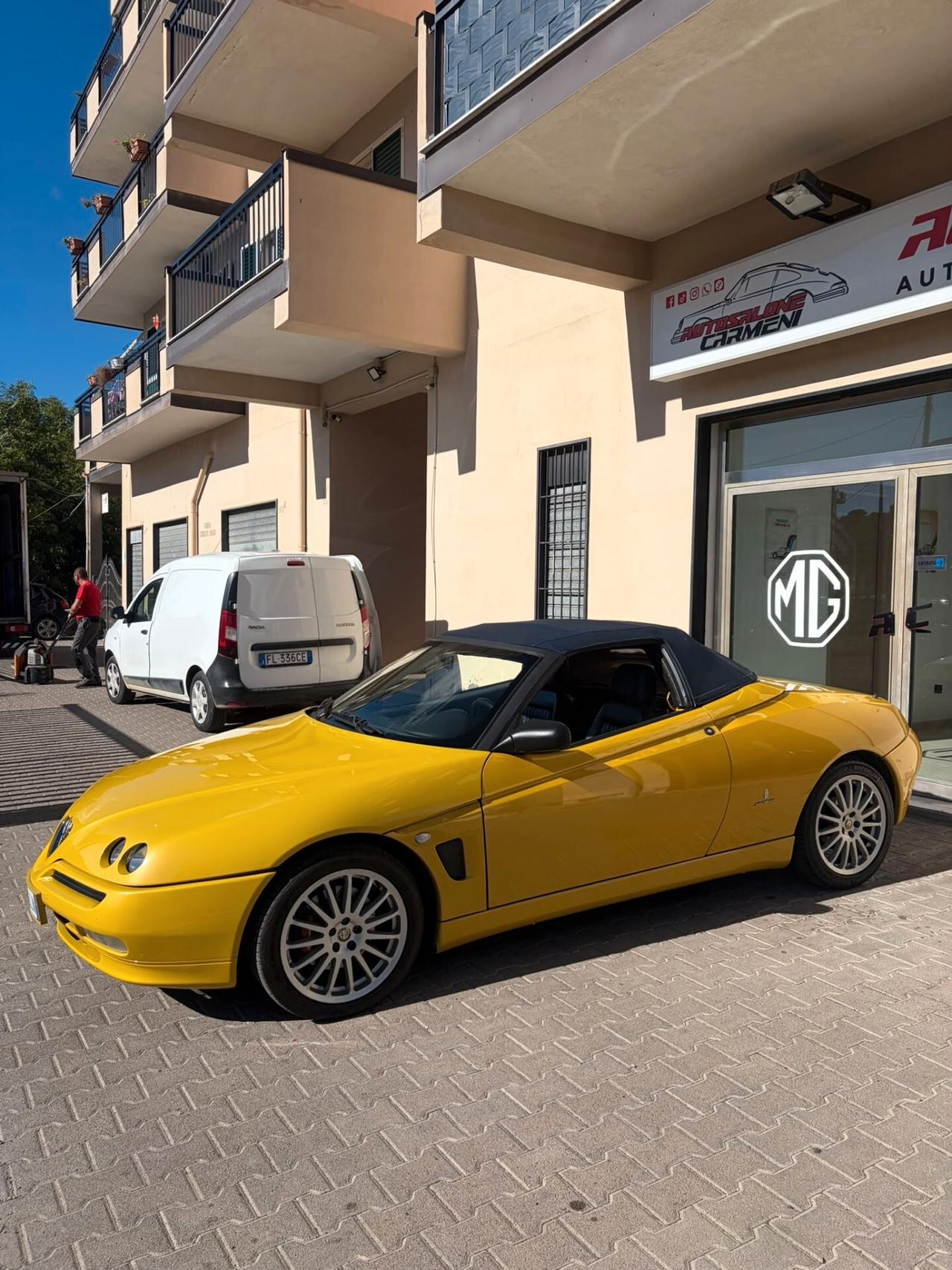 Alfa Romeo GTV Spider 2.0i 16V Twin Spark GIALLO ZOE