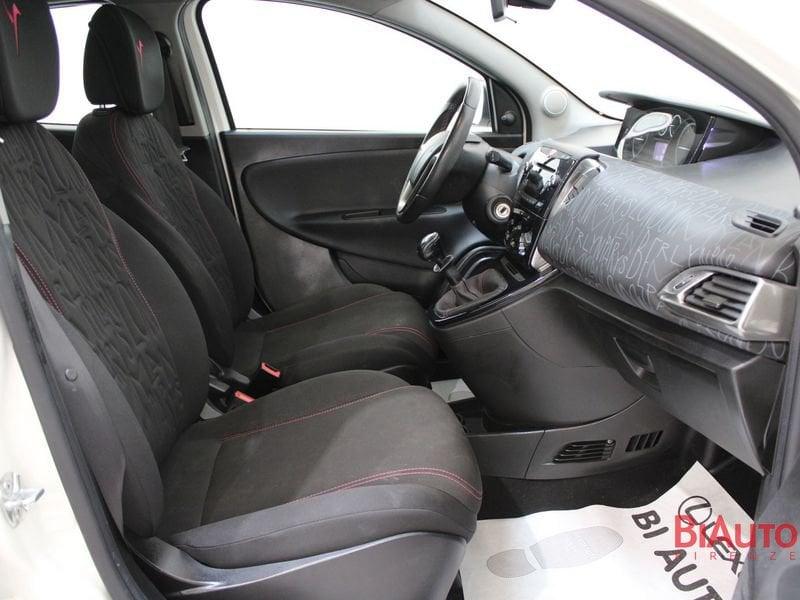 Lancia Ypsilon Ypsilon 1.2 69 CV 5 porte Elefantino