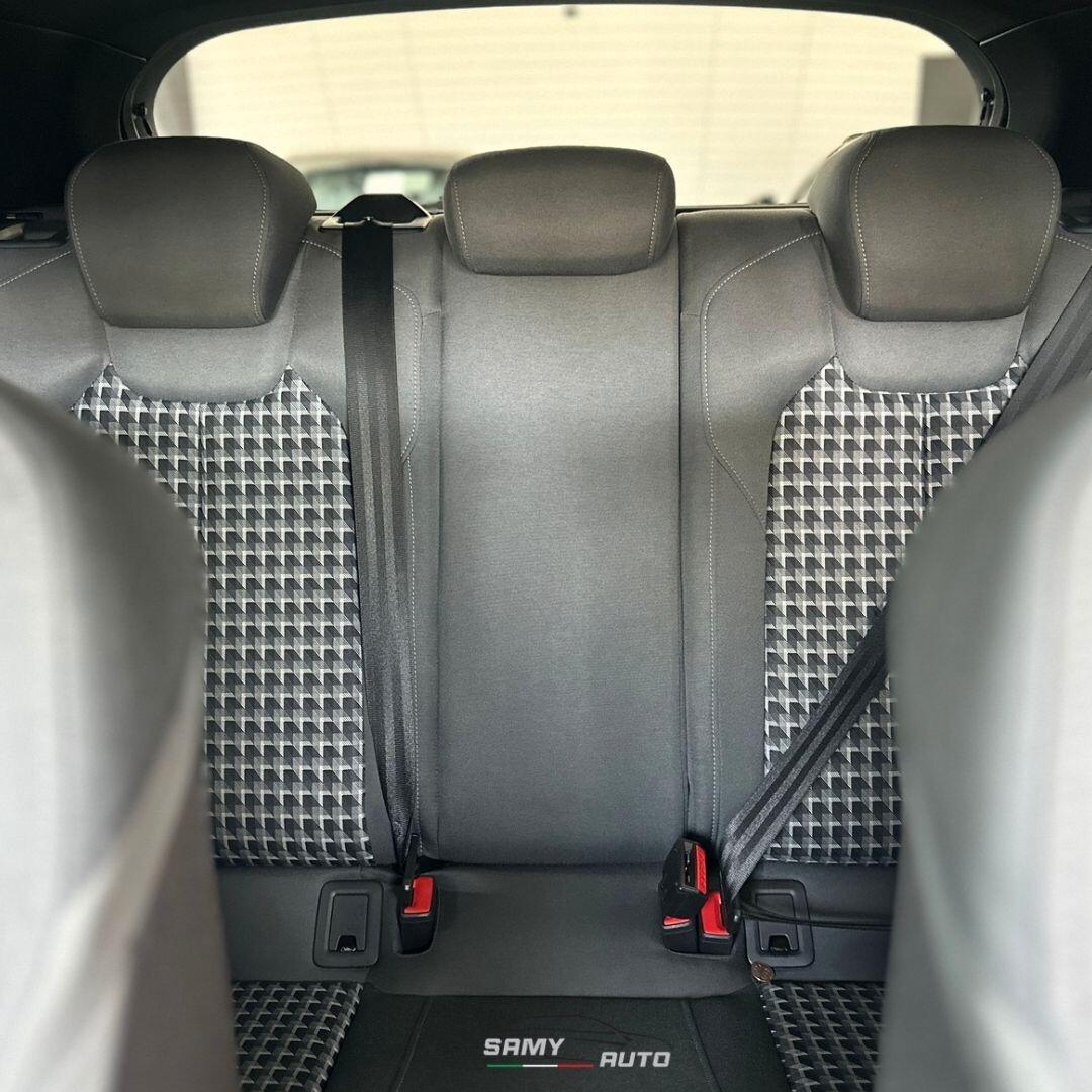 Audi A1 SPB 40 TFSI S tronic Identity Black