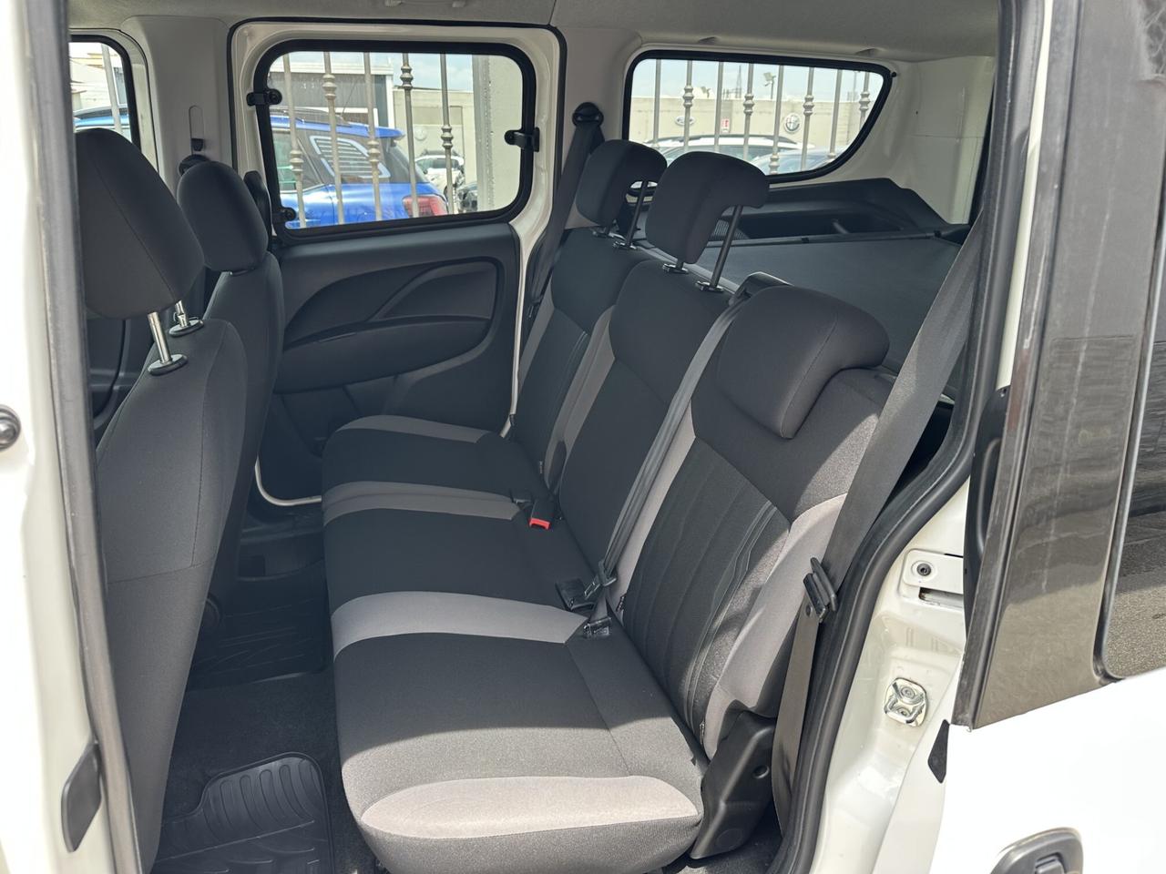 Fiat Doblo 1.6 MJT 120CV Maxi 2019 N1 5 Posti