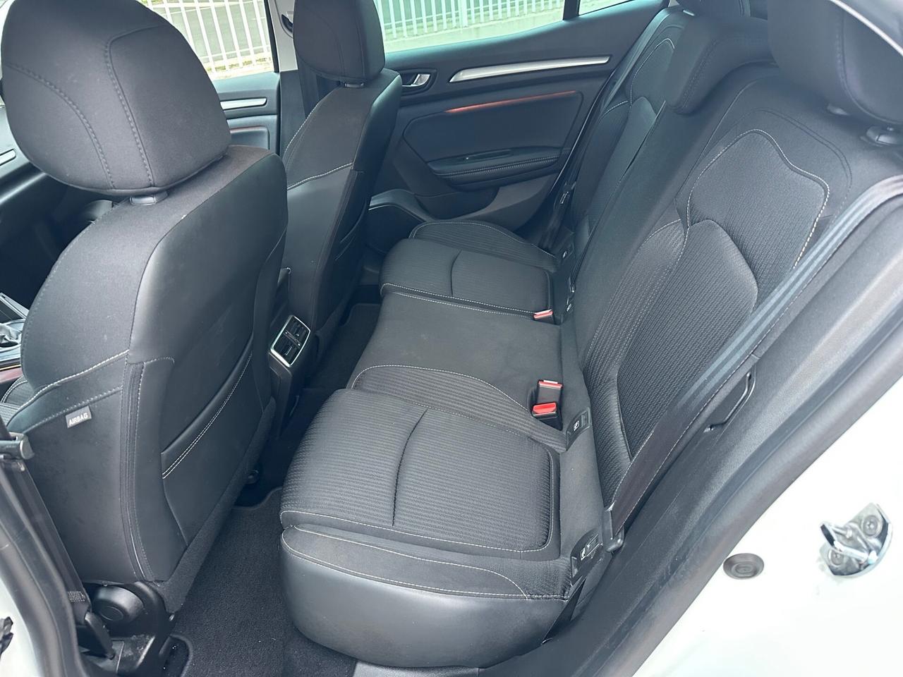 Renault Megane 2019 1.5 dCi 115 CV AUTOM. INTENS