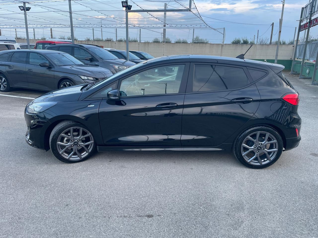 Ford Fiesta 1.0 Ecoboost Hybrid 125 CV 5 porte ST-Line