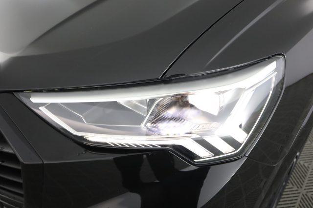 AUDI Q3 Q3 35 TDI S tronic Identity Black