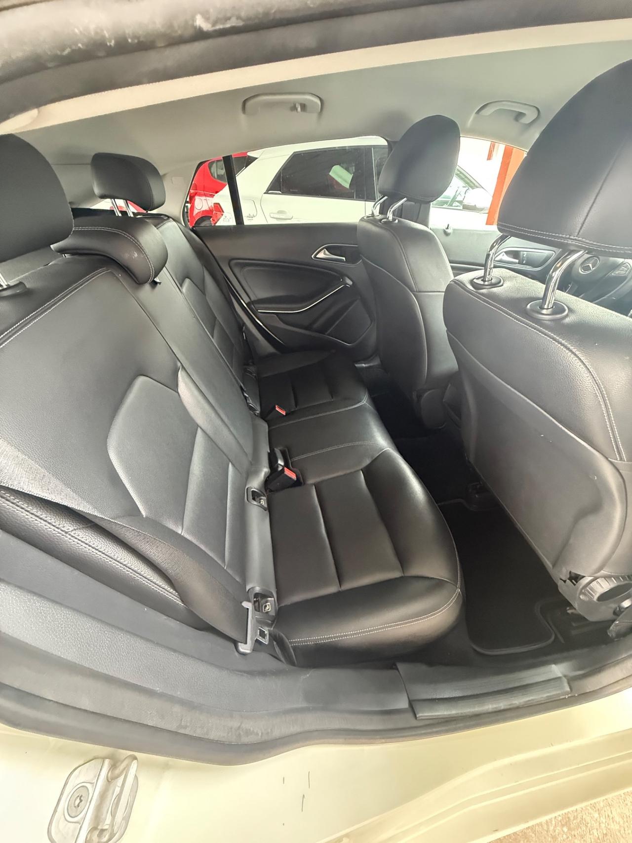 CLA 180 S.W.-premium -rate-garanzia -e6