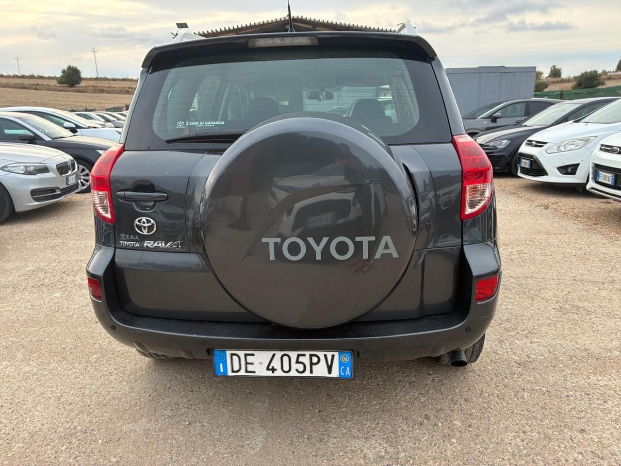 Toyota RAV 4 RAV4 2.2 D-4D 136 CV LUXURY (100 KW)