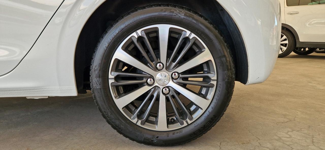 Peugeot 208 1.6 HDi 75cv 5 porte Allure