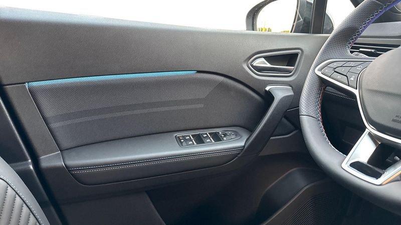 Renault Symbioz esprit Alpine full hybrid E-Tech 145