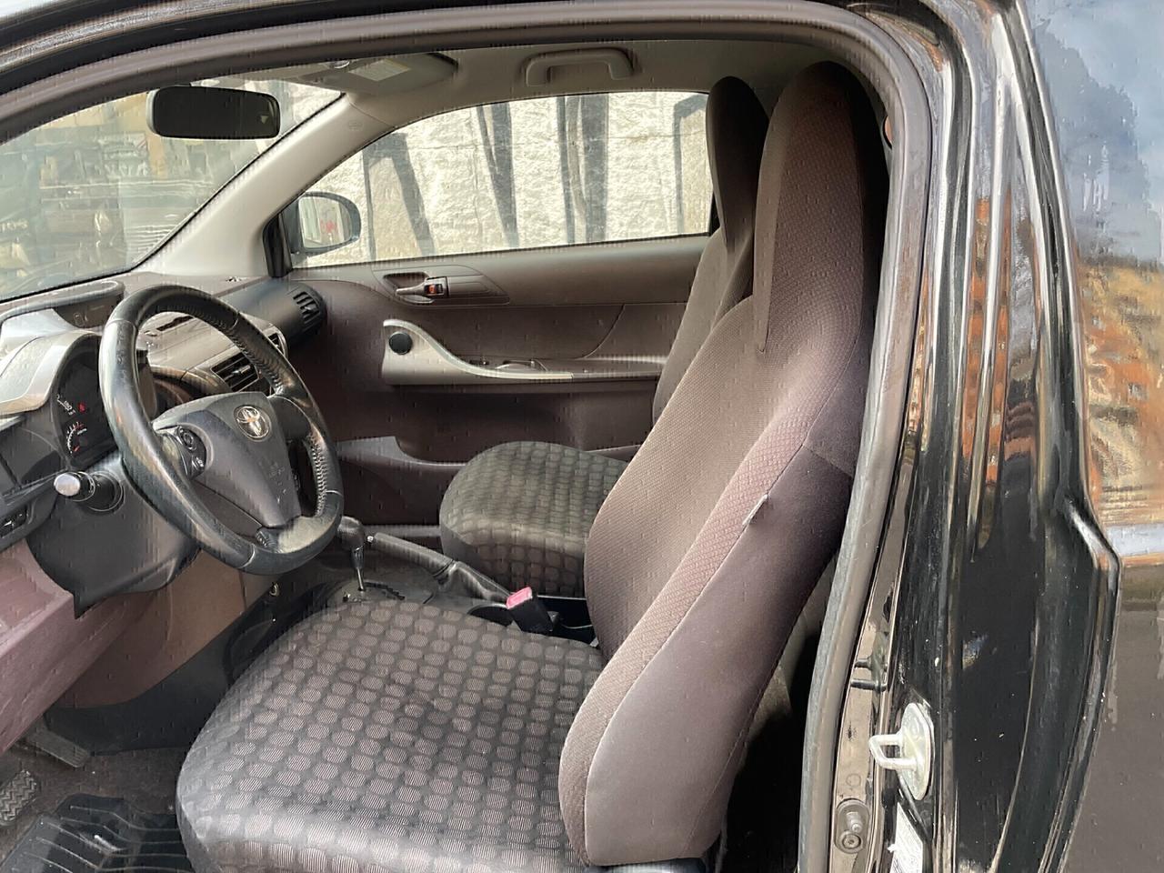 Toyota iQ 1.0 Sol AUTOMATICA