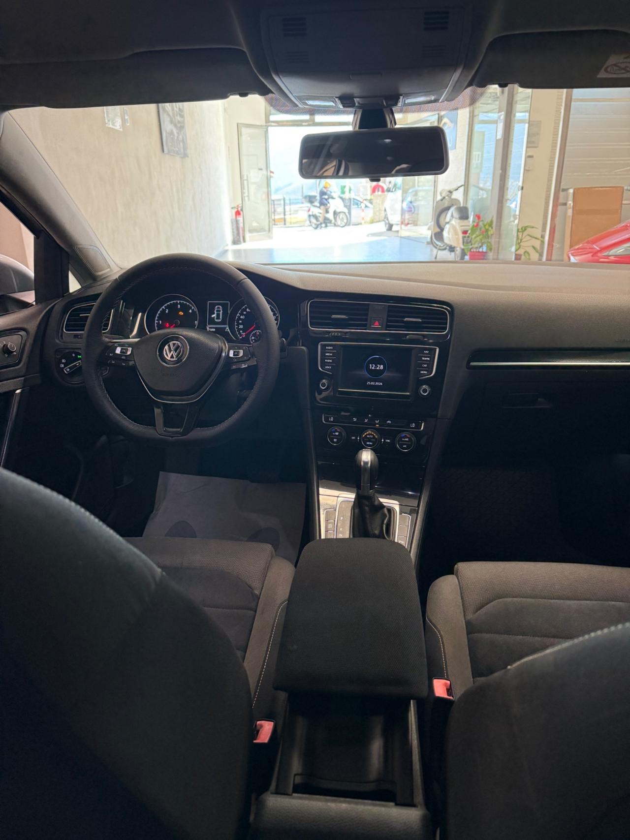 Volkswagen Golf 1.6 TDI 110 CV DSG 5p. Highline BlueMotion Technology