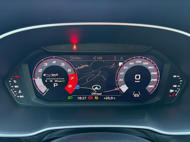 AUDI Q3 35 TFSI Business Advanced