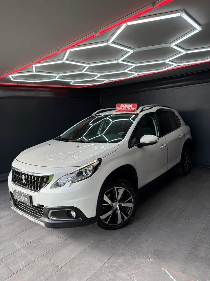 Peugeot 2008 BlueHDi 120 CV Crossway 2017
