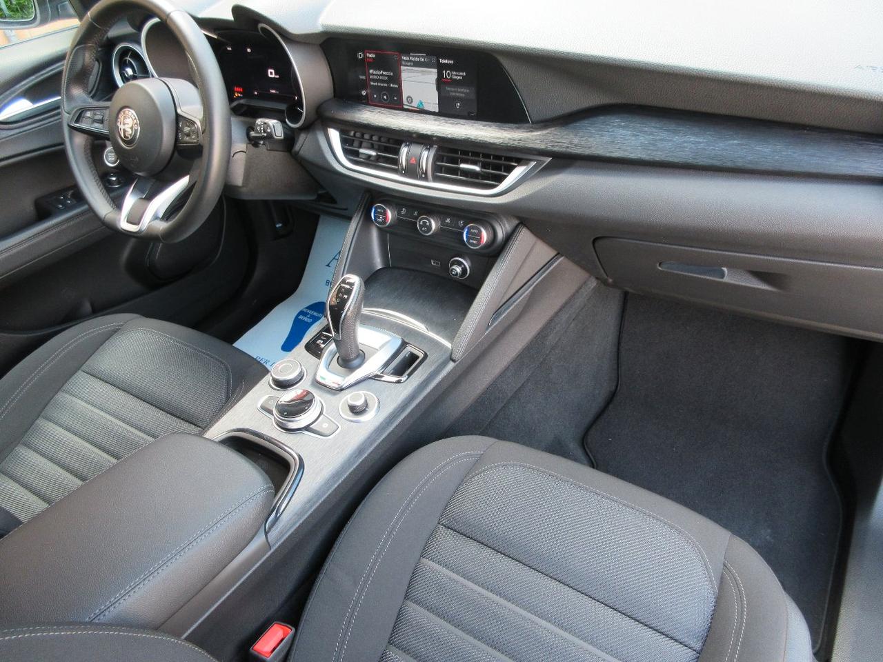 Alfa Romeo Stelvio 2.2 t Super rwd 160cv auto