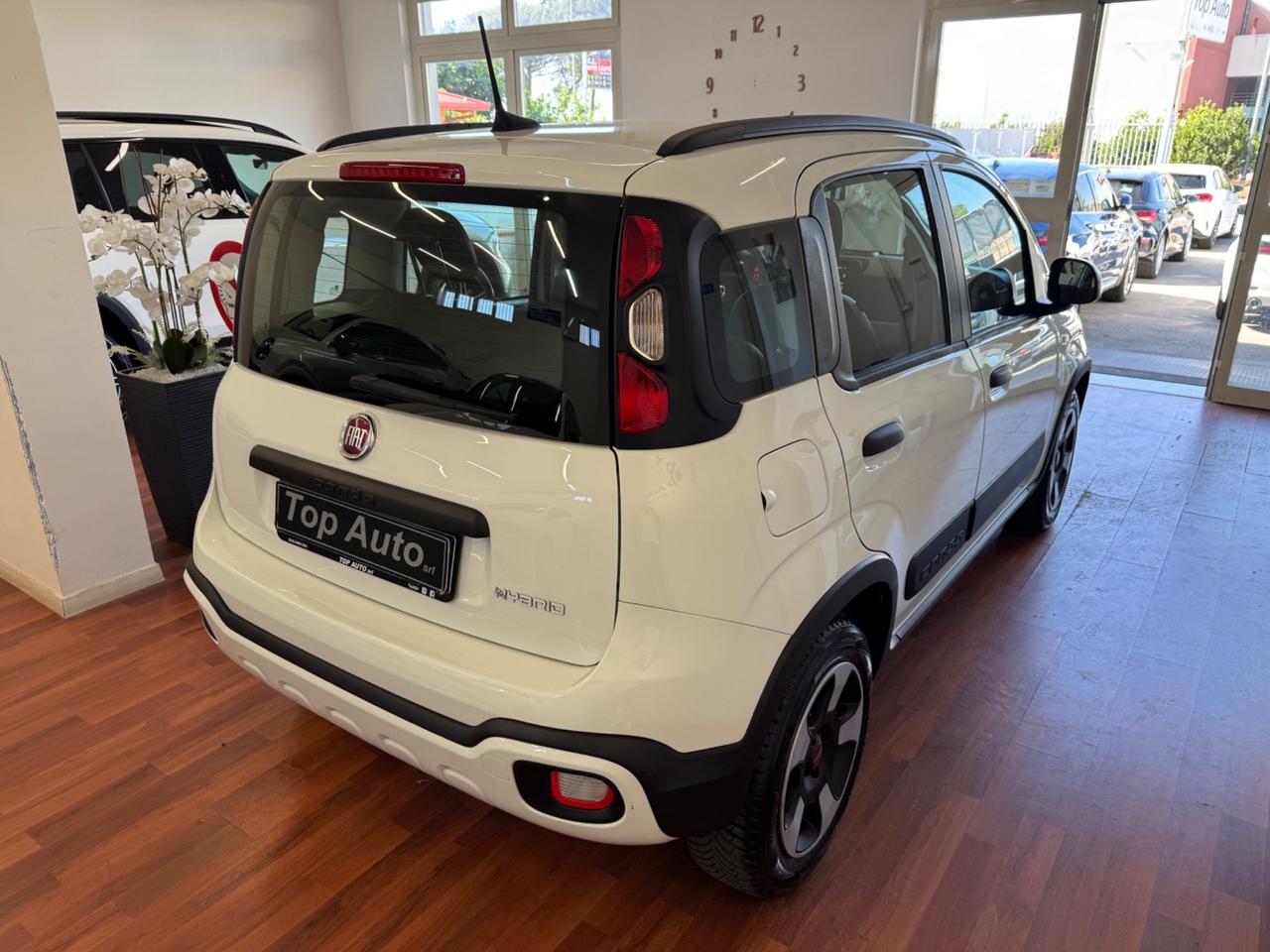 FIAT PANDA 1.0 FireFly S&S HYBRID CITY CROSS
