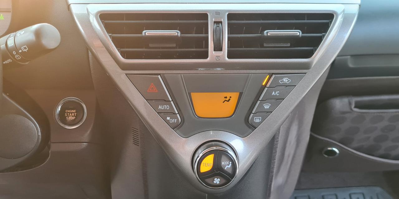 Toyota iQ 1.0 PREZZO REALE GARANZIA 12 MESI