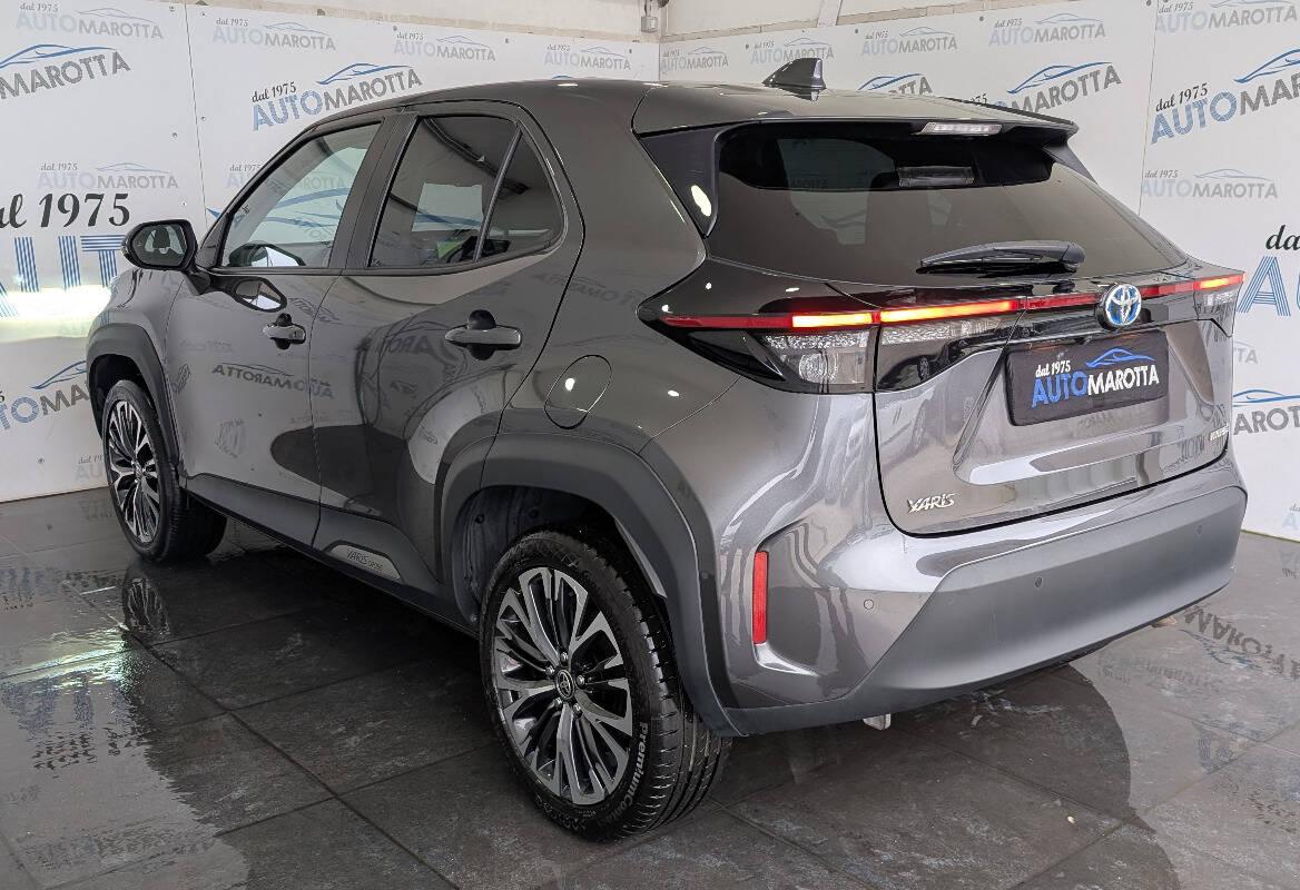 Toyota Yaris Cross 1.5h Lounge fwd 116cv e-cvt