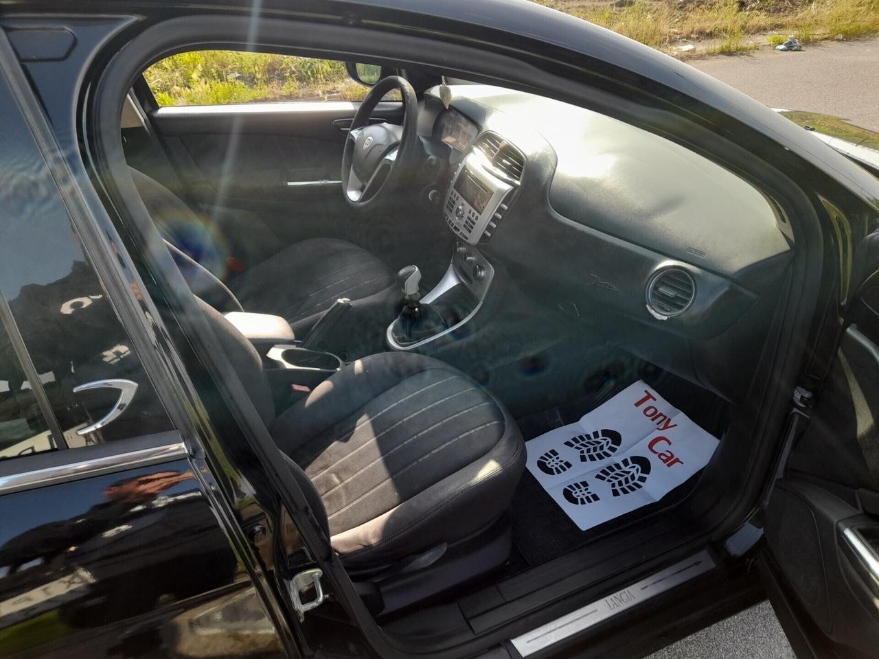 Lancia Delta 1.6 MJT 120 cv DPF Platino