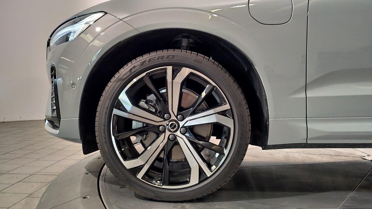 VOLVO Xc60 T8 Recharge Plug-In Hybrid Awd Aut. Ultimate Dark