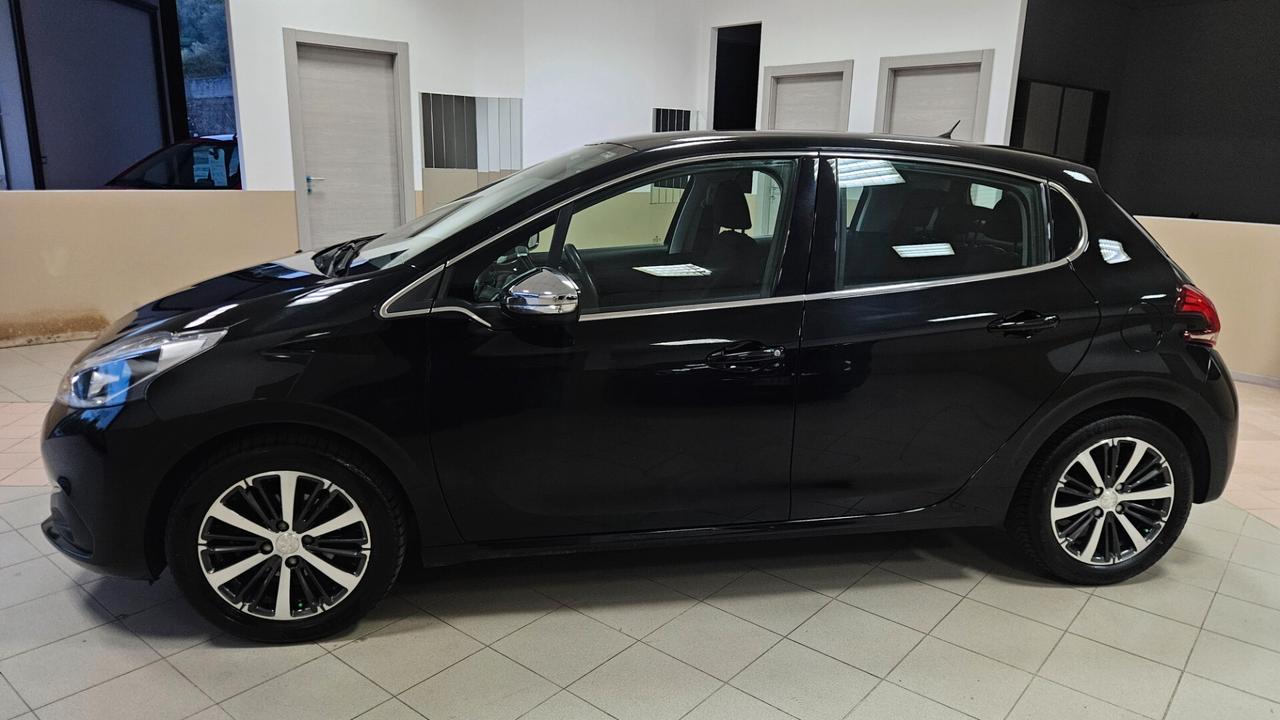 Peugeot 208 BlueHDi 75 5 porte Allure