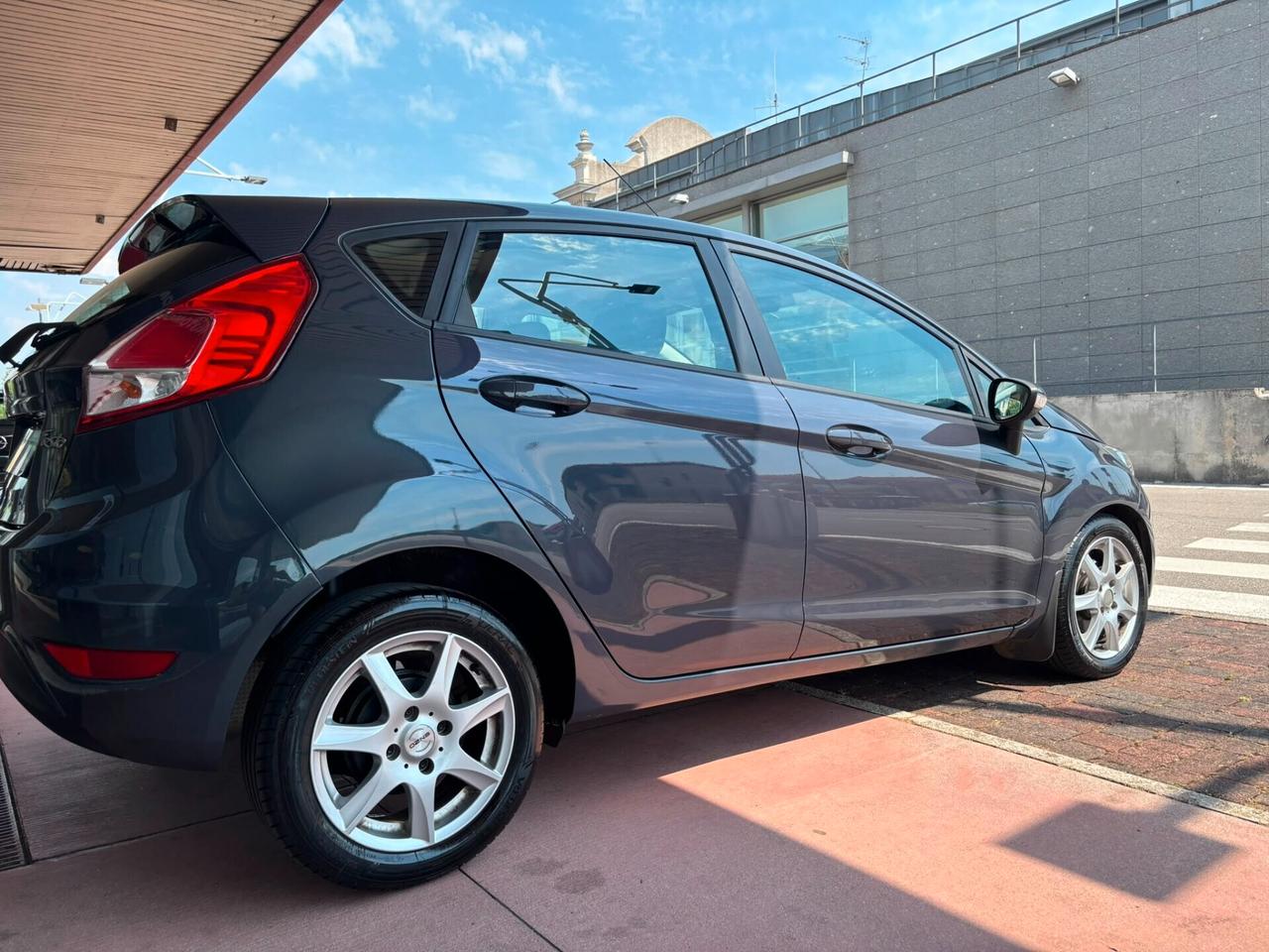 Ford Fiesta 1.2 82 CV 5 porte