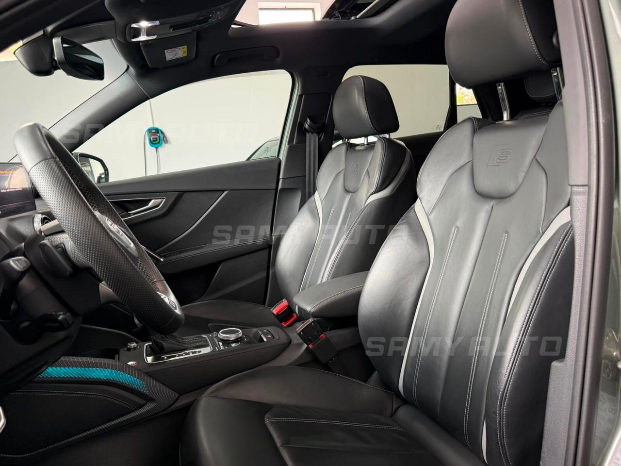 Audi Q2 SQ2 TFSI quattro S tronic sport attitude