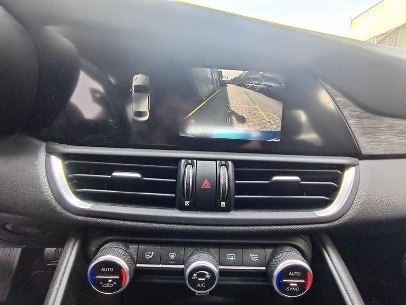 Alfa Romeo Giulia 2.0 Turbo AT8 200CV B-Tech