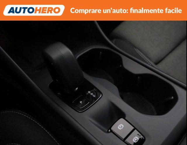 VOLVO XC40 B3 automatico Core