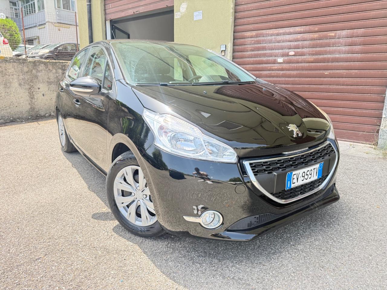 Peugeot 208 1.4 HDi 68 CV 5 porte Active