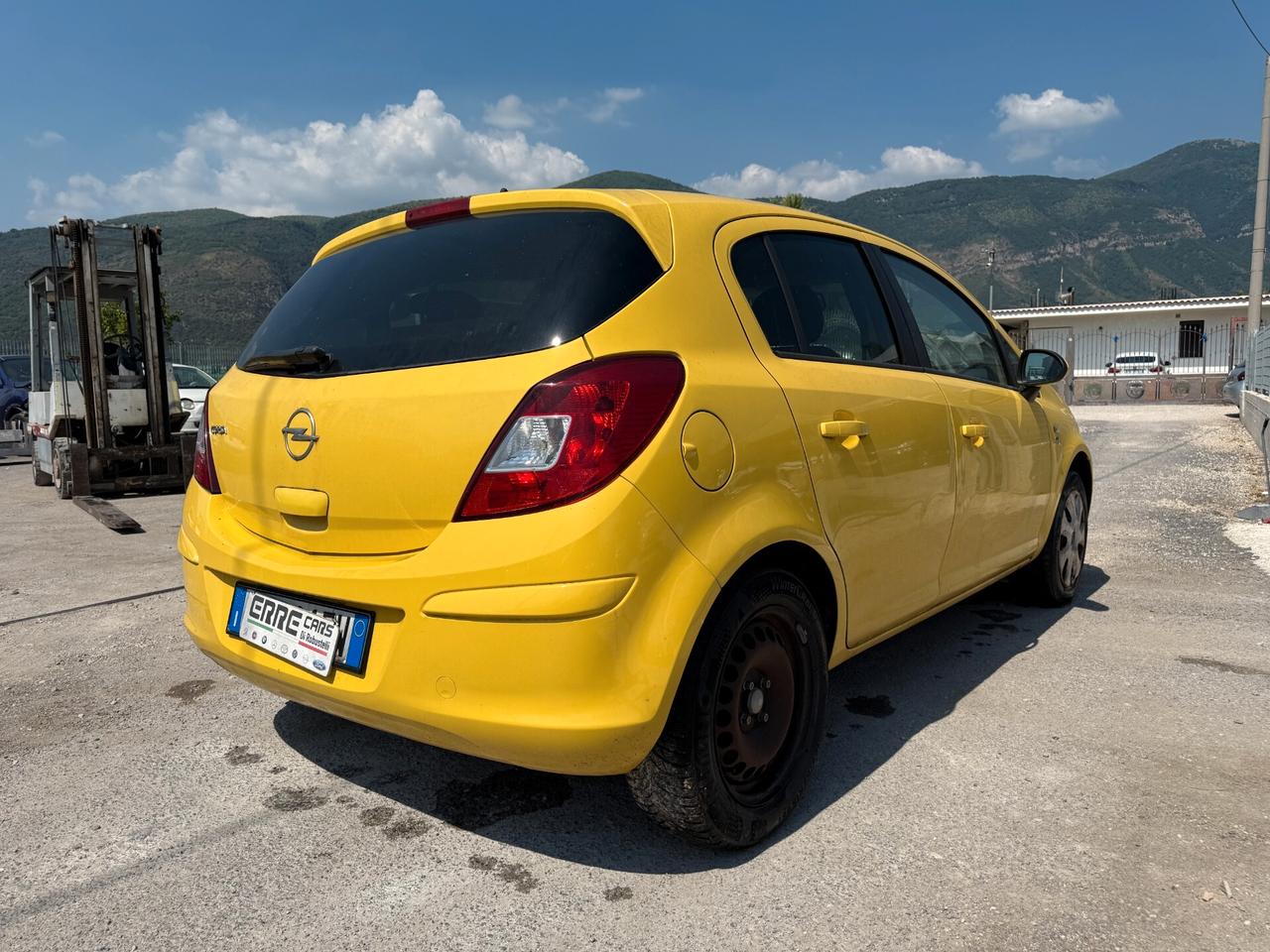 OPEL CORSA 2010 1.2 BENZ 85 CV *CAMBIO AUTOMATICO ?