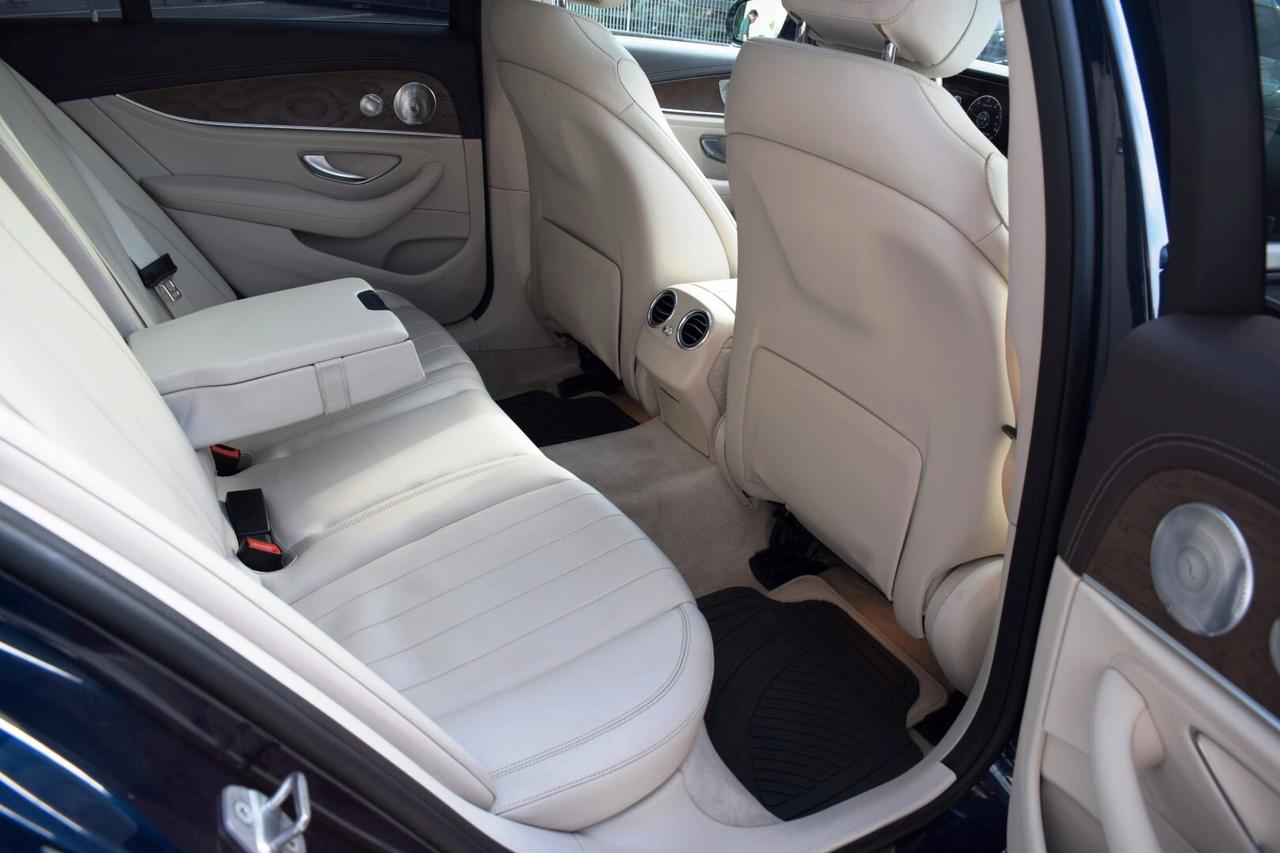Mercedes-benz E 220 d S.W. 4Matic Auto Premium Plus All-Terrain
