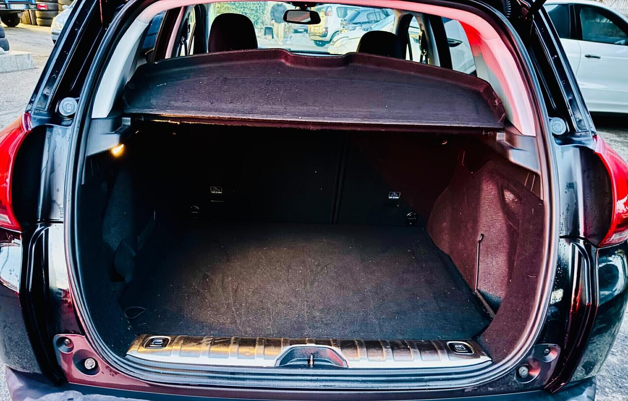 Peugeot 2008 PureTech Turbo 110 S&S Black Matt