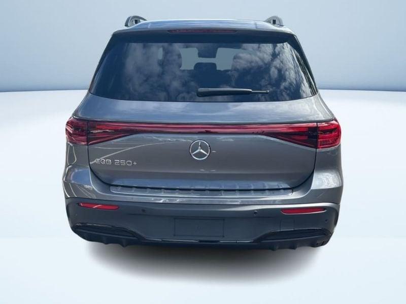 Mercedes-Benz EQB 250+ AMG Line Advanced