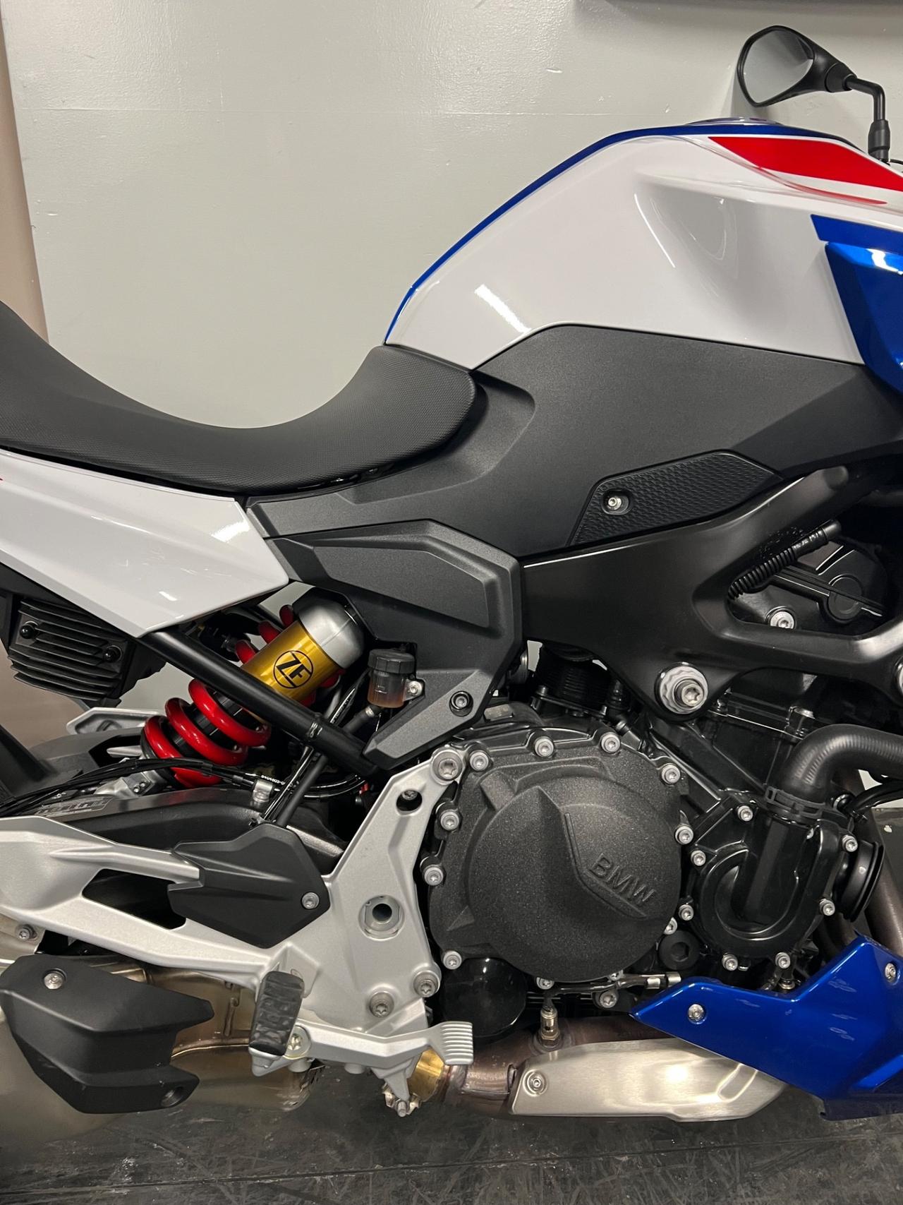 Bmw F 900 R
